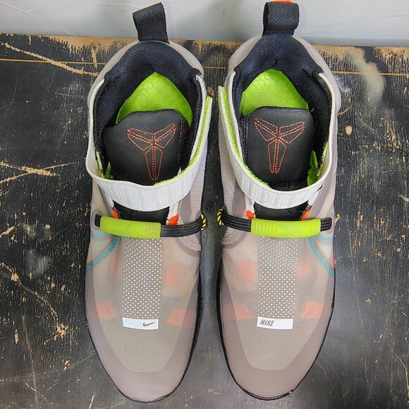 Nike CD0458-002 Kobe AD NXT FF Queen‎ Mens 12 Light Pumas Clear Basketball Shoes main image 8
